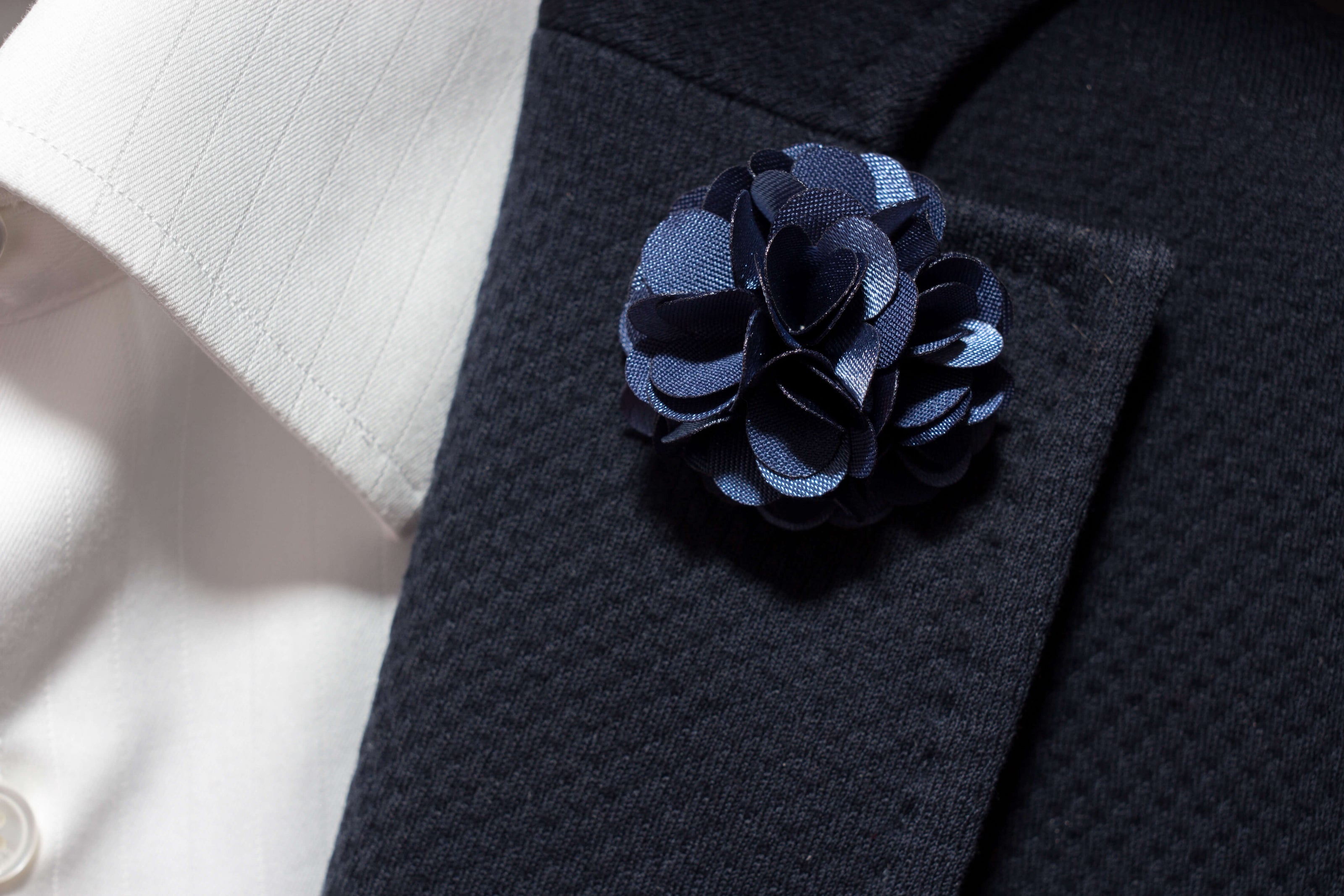 Chrysanthemum Lapel Pin - Steel Blue